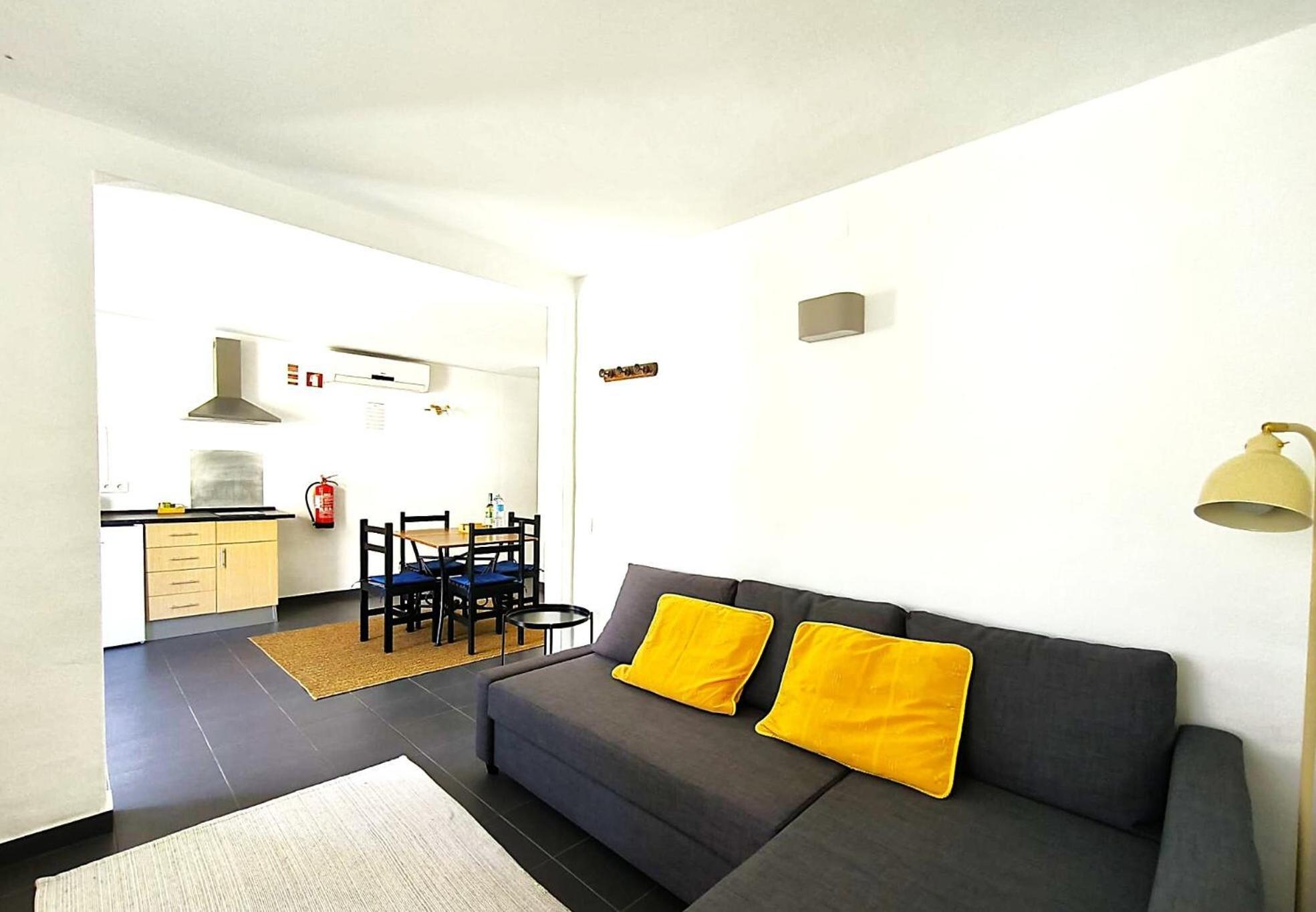Apartamento A Cerca - F *