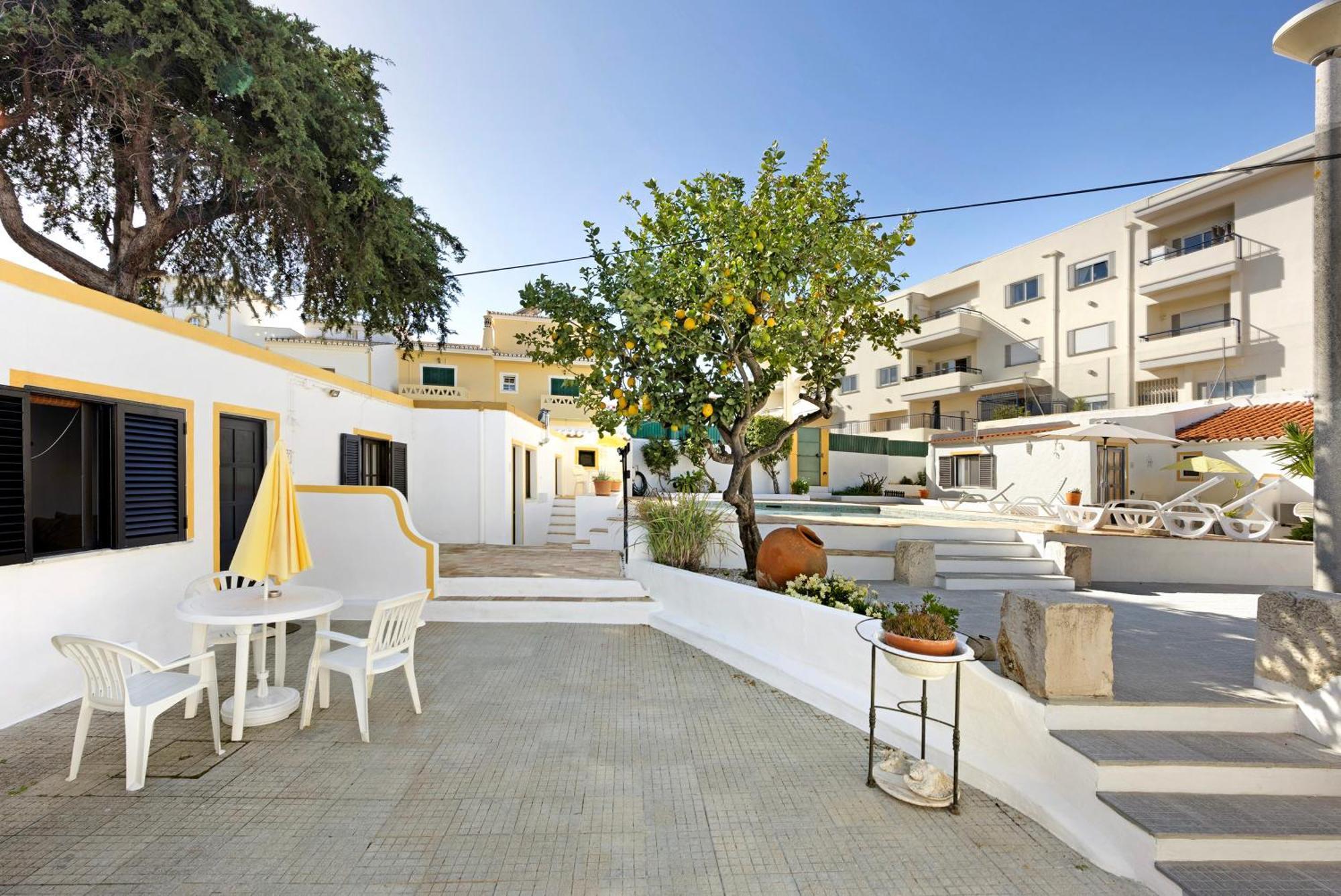 A Cerca - F Apartamento